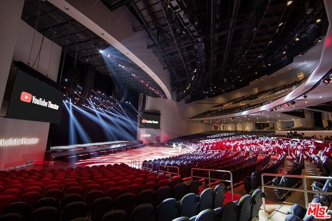 Building Photo - 768 Daniel Freeman Cir