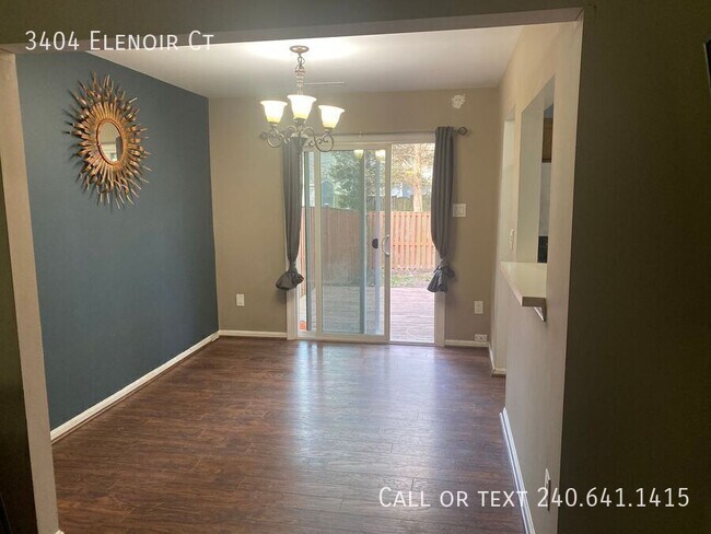 Building Photo - 3404 Elenoir Ct