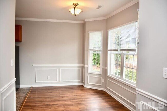 Building Photo - 650 Ganyard Farm Way