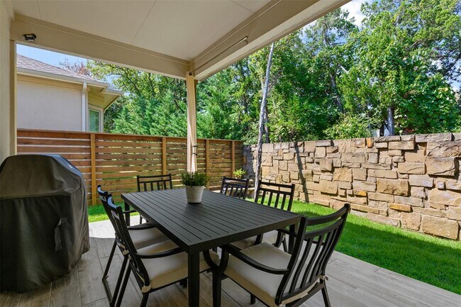 Building Photo - 10915 Hidden Caves Way