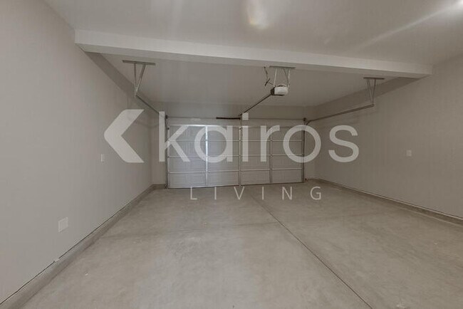 Building Photo - 5109 Cobalt Fls Bnd