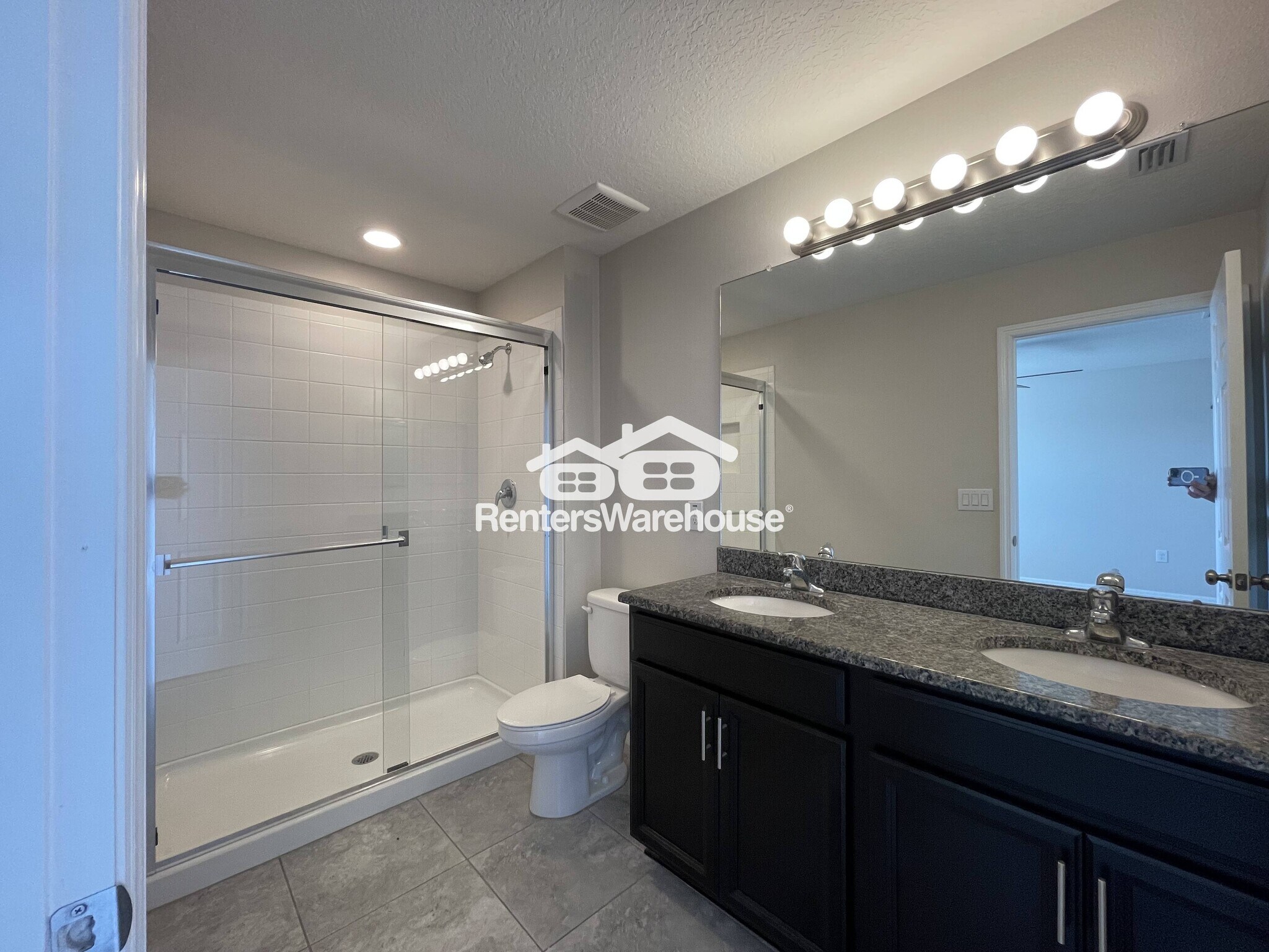 Building Photo - 7025 Grand Elm Dr