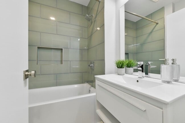 Building Photo - 30 Lowell St