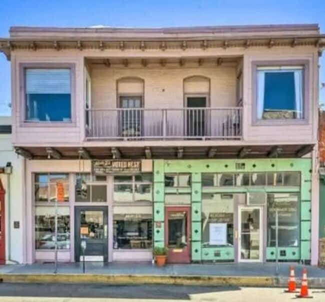 Building Photo - 34 Main St