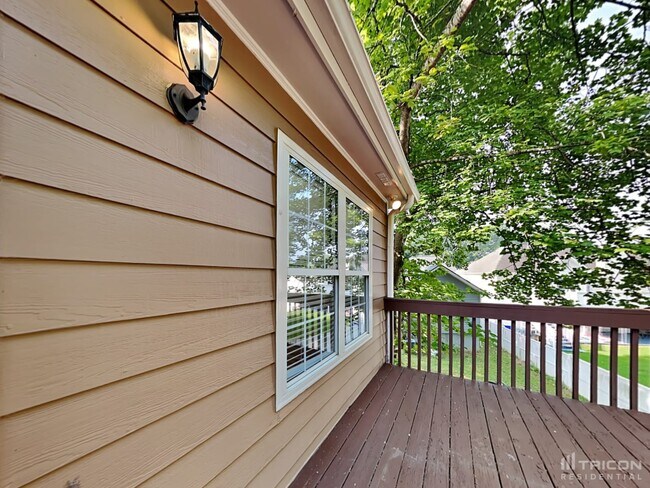 Building Photo - 281 Oak Vista Court Lawrenceville GA