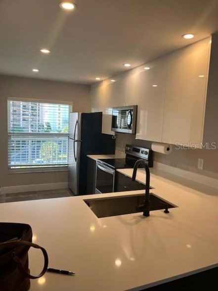 Building Photo - 105 Island Way