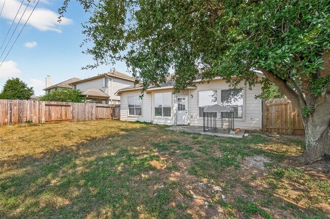 Building Photo - 21339 Bella Jess Dr