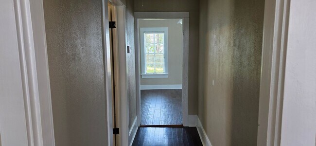 Building Photo - 4510 Avenue R 1/2