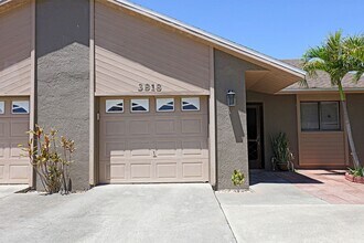 Building Photo - Duplex Cape Coral 3818