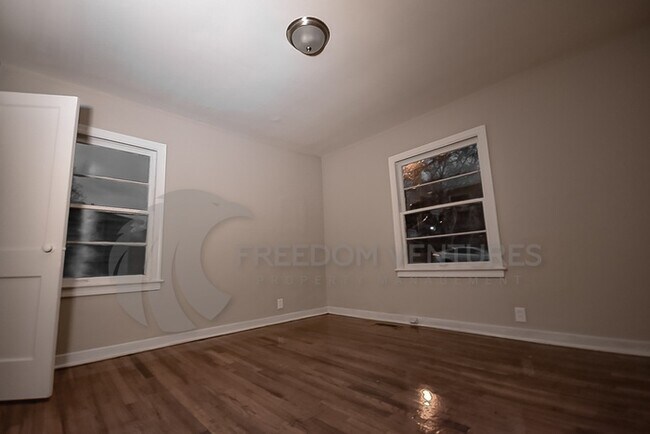 Building Photo - 4104 41st Ave N
