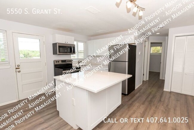 Building Photo - 2 Bed 1 Bath Remodeled Unit for Rent in Li...