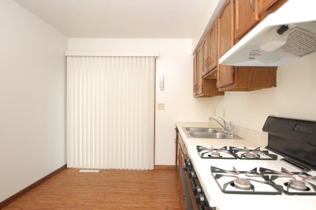 Building Photo - 521-A S Silverwood Lane