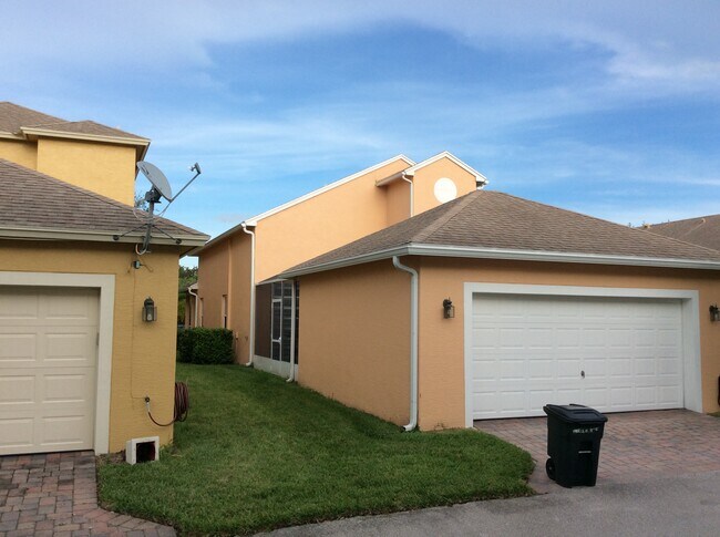 Building Photo - 2503 SE Ruskin Dr