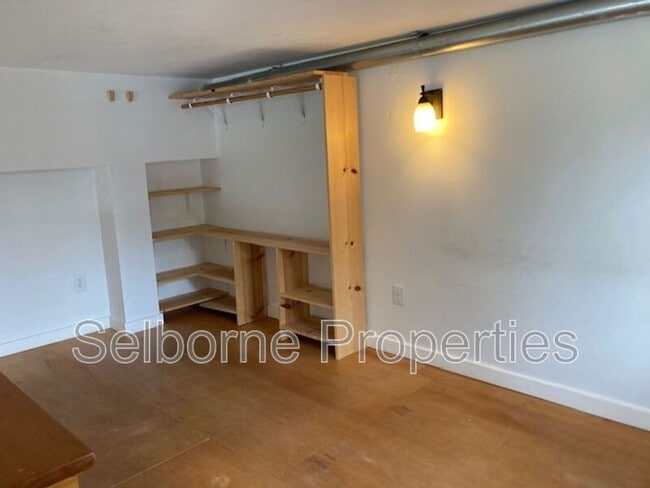 Building Photo - 5500 San Pablo Ave