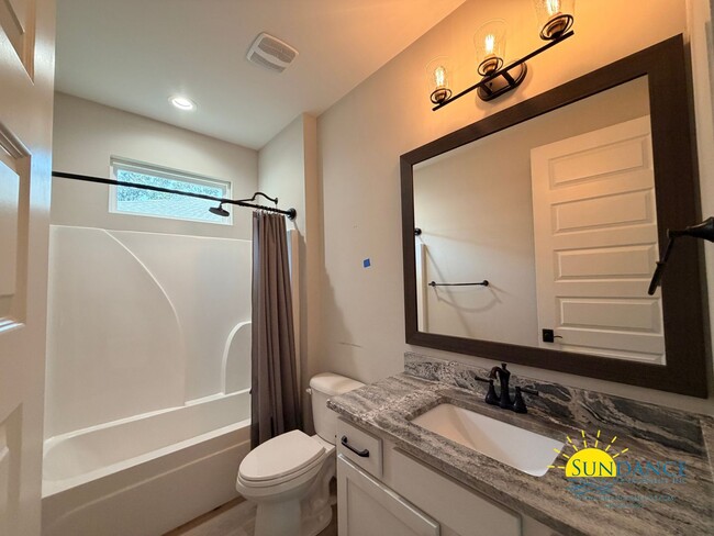 Building Photo - Elegant 4-Bedroom Home in Elliot Point with multiple neighborhood parks!