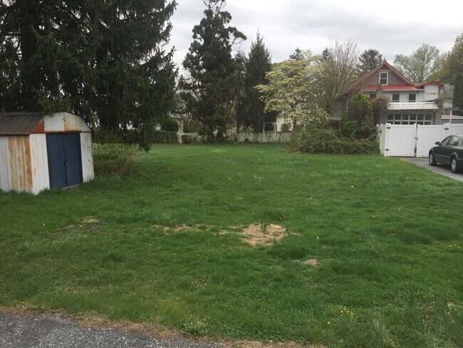 Building Photo - $1300 Lemoyne 2 bedroom house for rent