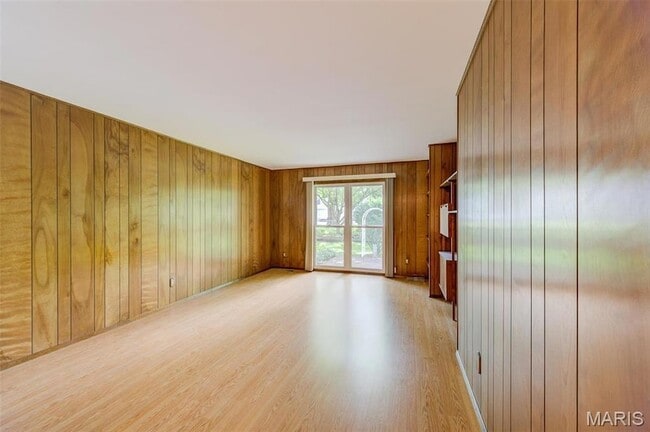 Building Photo - 1853 Burlewood Dr