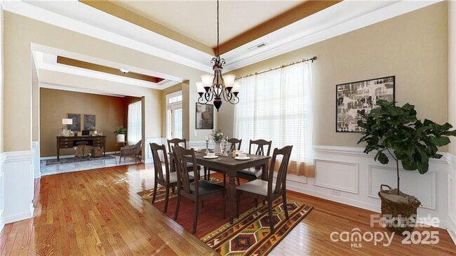 Building Photo - 407 Ranelagh Dr