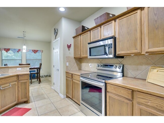 Building Photo - 14808 Foy Dr