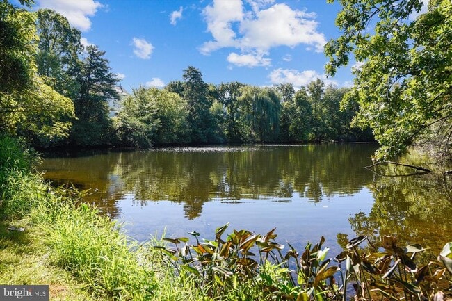 Building Photo - 45478 Whistling Terrace