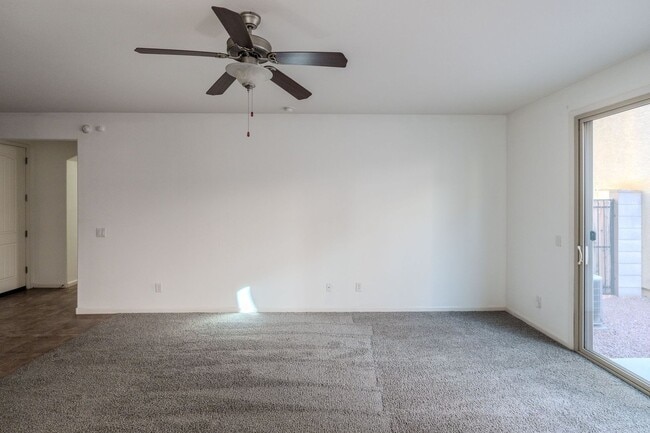 Building Photo - 3 bedroom home in Gilbert!