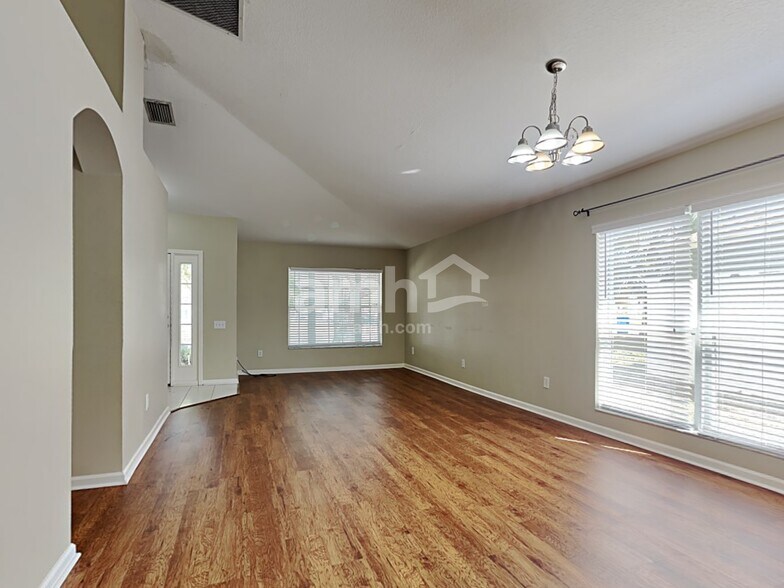 Building Photo - 10319 Soaring Eagle Dr