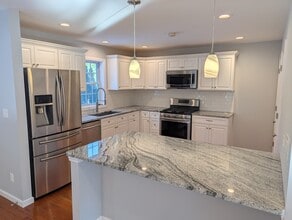 Building Photo - 227-229-229 River Rd