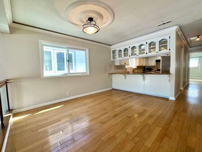 Building Photo - 1624 Havemeyer Ln