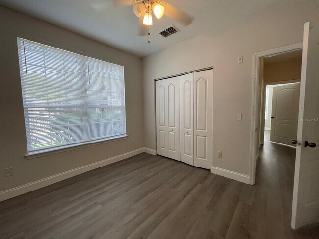 Building Photo - 3349 S Kirkman Rd