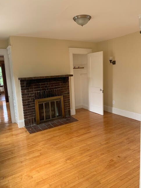 Building Photo - 206 Lexington St