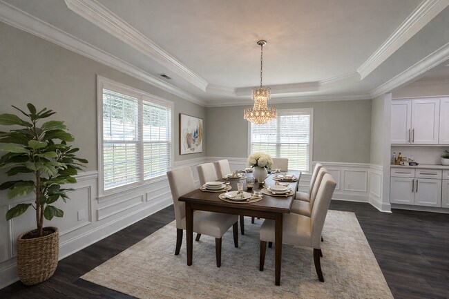 Building Photo - 8418 Knollwood Cir