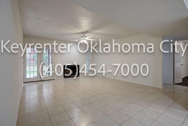 Building Photo - 6554 N Meridian Ave