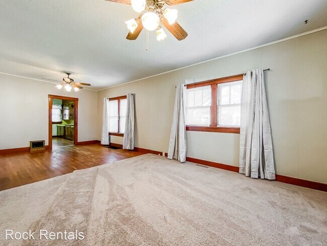 Building Photo - 2 br, 1 bath House - 109 N Speare St