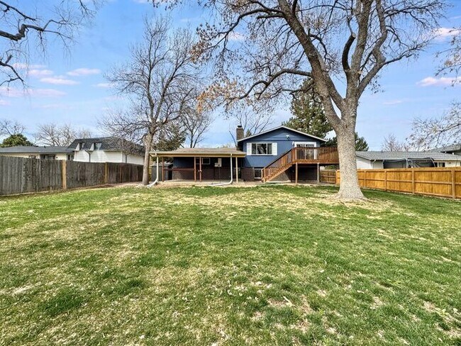 Building Photo - Spacious 4-Bedroom Home with Modern Amenit...