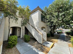 Building Photo - Beautifully remodeled first floor condo with attached 2 car garage!