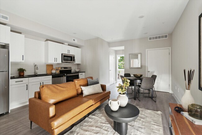 Primary Photo - Luxurious New Construction Bi-Level 3-bedr...