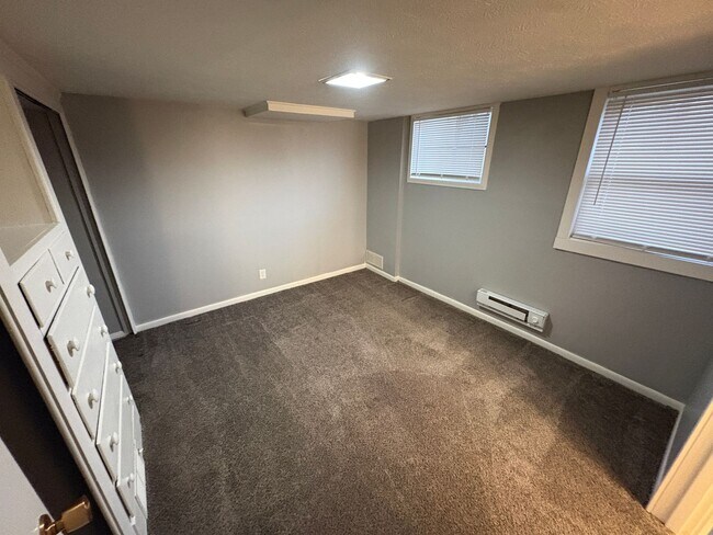 Building Photo - 4145 Randolph St