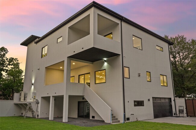 Building Photo - 4903 Braesvalley Dr