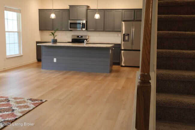 Building Photo - 11703 Parkview Pt