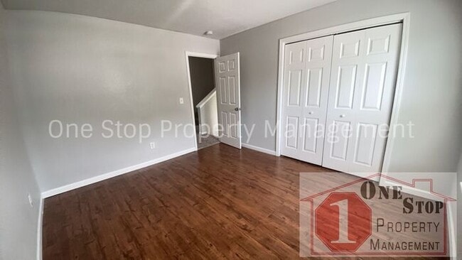 Building Photo - Spacious 3 Bedroom, 1 Bathroom Duplex for ...