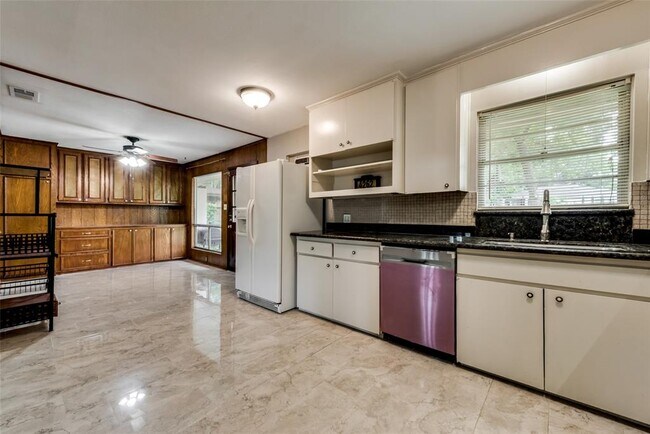 Building Photo - 4262 T C Jester Blvd