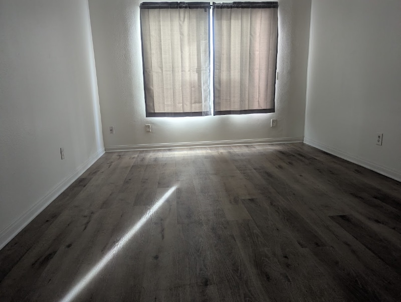 Building Photo - 1046 Canal St