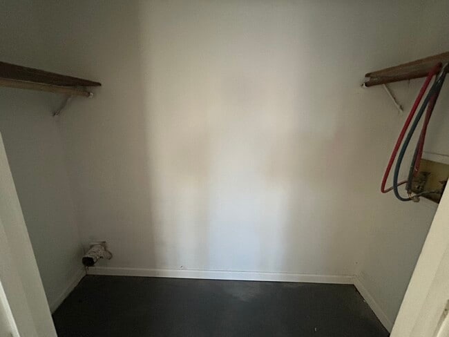 Building Photo - 108 Pinecrest Loop