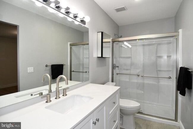 Building Photo - 15003 Candover Ct