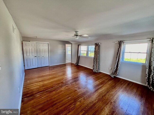 Building Photo - 918 Rockwell Rd