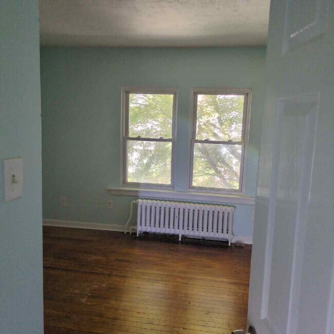 Building Photo - 2608 N Monroe St