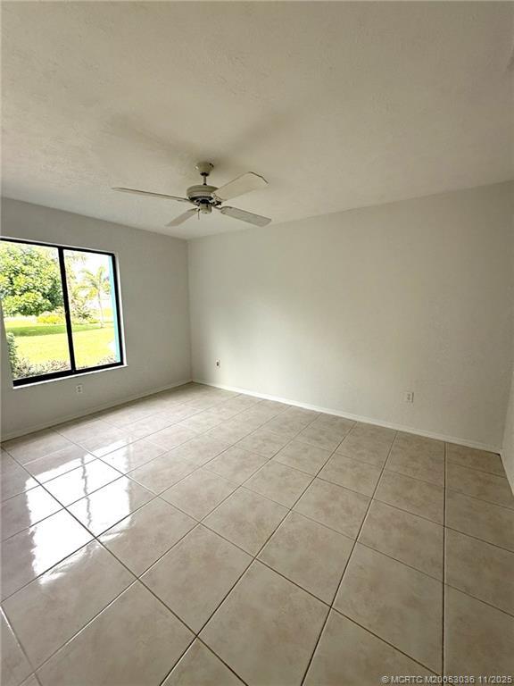 Building Photo - 1998 NE Ginger Terrace