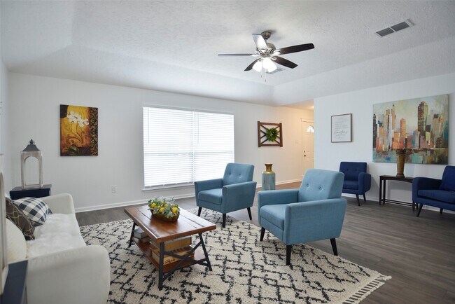 Building Photo - 2797 Wood Hollow Dr