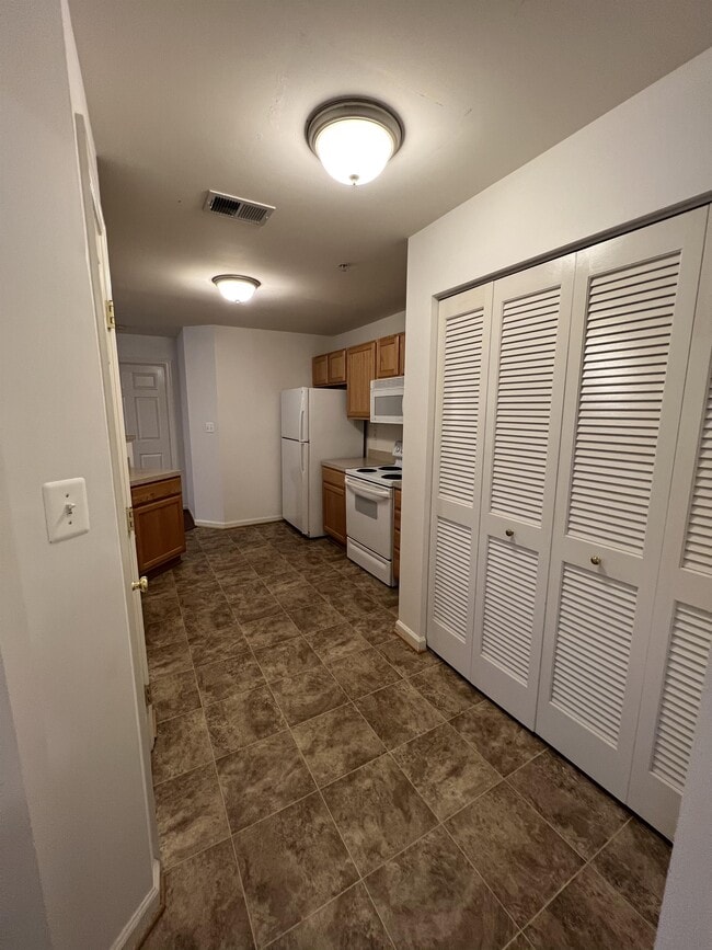 Building Photo - 500 Marshall Ct