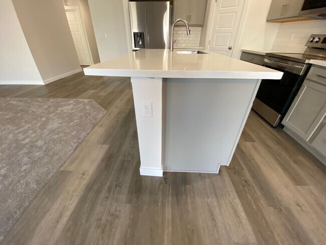 Building Photo - 4 Bedroom 2 Bath Single Level in Meridian Eagle & Ustick available 06/22/26